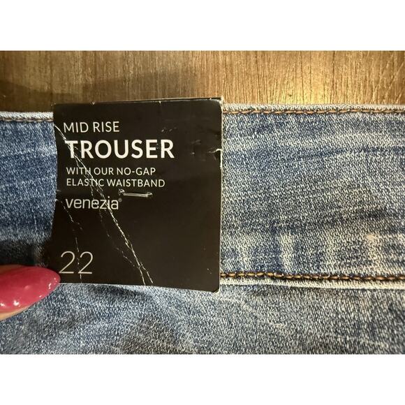 NWT Lane Bryant Venezia Mid Rise Stretch Denim Jeans Pants Women's Size 22 NEW - Picture 6 of 14